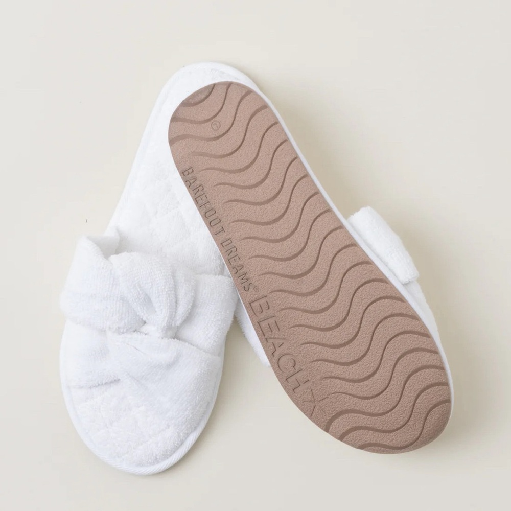 Barefoot Dreams Towel Terry Sandal in Sea Salt NWT - Picture 4 of 9